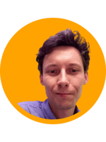 Headshot of Szymon Kosciukiewicz